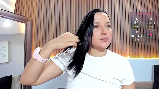  EmilyJireh  online show from July 15, 7:30 pm