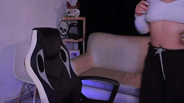 ashleyvalirya online show from October 29, 4:04 am