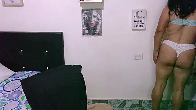 zaray bella online show from October 22, 9:36 pm