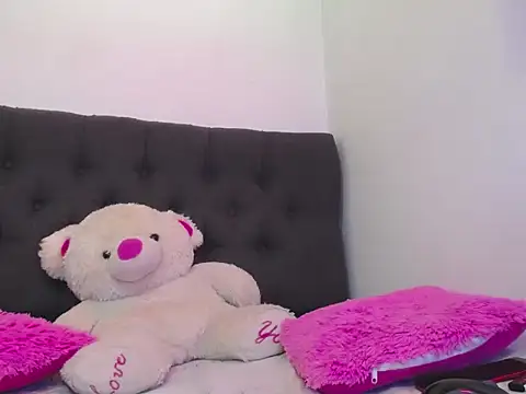 sofya-n-andy online show from October 26, 1:00 am