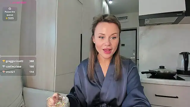  cometoseeme  online show from January 26, 8:23 pm