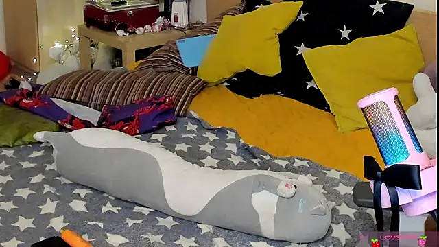 Snapshot of Sunny_Elly chatting on March 16, 8:35 pm Sunny Elly online show from March 16, 8:35 pm