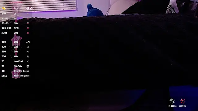 Snapshot of angel_bless19 chatting on December 10, 1:00 am angel bless19 online show from December 10, 1:00 am