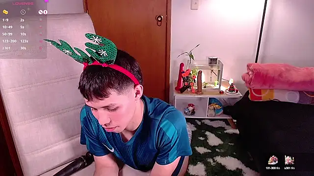 Snapshot of angel_bless19 chatting on December 23, 7:41 pm angel bless19 online show from December 23, 7:41 pm