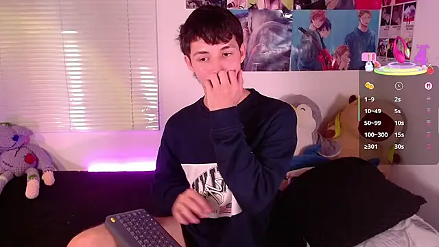 Snapshot of angel_bless19 chatting on February 25, 9:24 pm angel bless19 online show from February 25, 9:24 pm