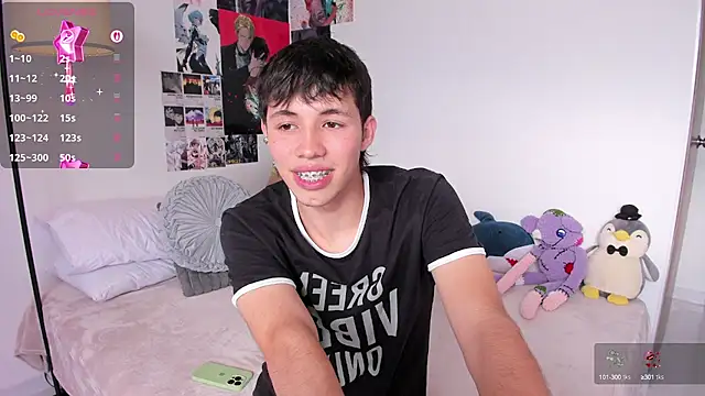 Snapshot of angel_bless19 chatting on September 20, 9:16 pm angel bless19 online show from September 20, 9:16 pm