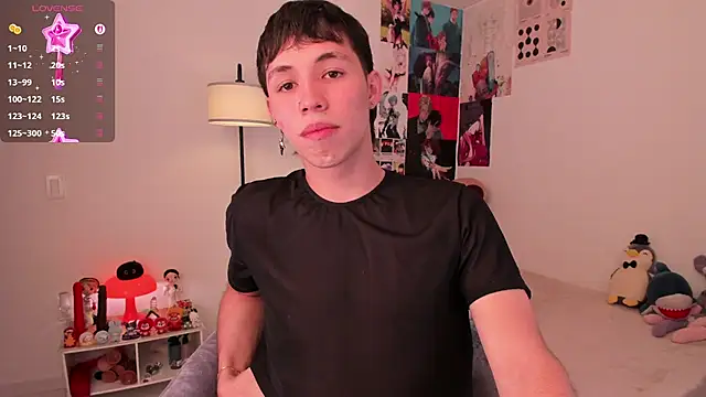 Snapshot of angel_bless19 chatting on September 28, 10:04 pm angel bless19 online show from September 28, 10:04 pm