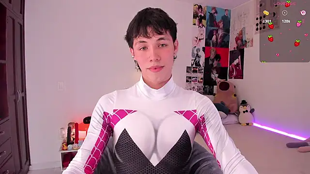 Snapshot of angel_bless19 chatting on October 10, 8:52 pm angel bless19 online show from October 10, 8:52 pm