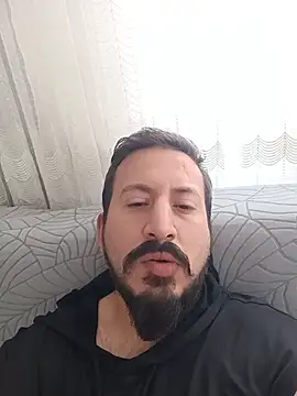 Snapshot of Karizmatikman chatting on June 23, 12:03 pm Karizmatikman online show from June 23, 12:03 pm