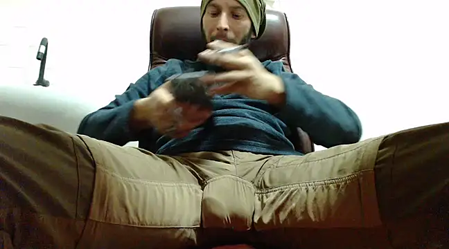 hardbigcock16 online show from December 30, 3:02 pm