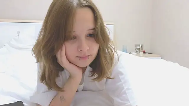 Mary uw online show from July 24, 6:06 pm