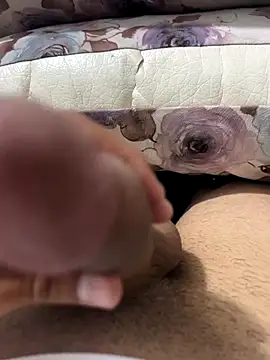 Snapshot of sertseven3333 chatting on September 29, 9:41 pm sertseven3333 online show from September 29, 9:41 pm