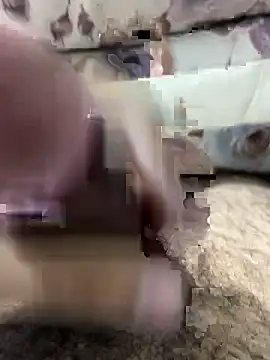 Snapshot of sertseven3333 chatting on December 4, 4:59 pm sertseven3333 online show from December 4, 4:59 pm