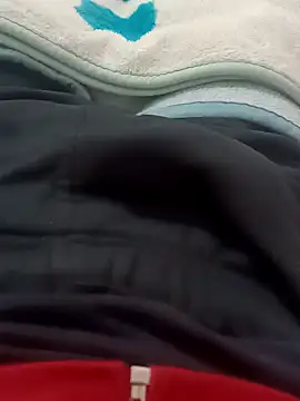 zazaza12ratyuijgg online show from February 1, 9:13 pm