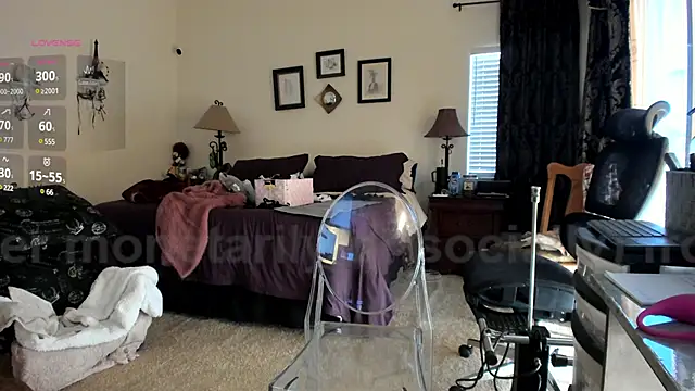 Peaches N Kreme online show from January 10, 11:08 pm