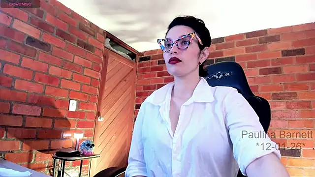 paulinabarnett- online show from January 12, 4:12 pm