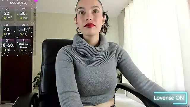 Snapshot of paulinabarnett- chatting on June 22, 3:09 pm paulinabarnett- online show from June 22, 3:09 pm