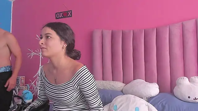 Snapshot of JustiinJazmin chatting on December 24, 3:05 pm JustiinJazmin online show from December 24, 3:05 pm