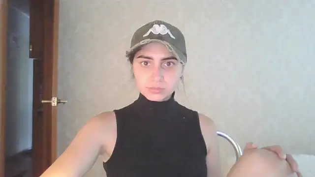 Snapshot of Kashtanka_ chatting on July 6, 8:33 am Kashtanka online show from July 6, 8:33 am
