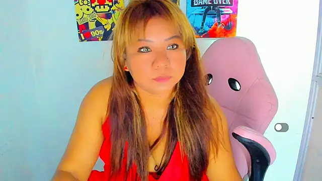 Snapshot of victoria_love89 chatting on October 29, 2:14 am victoria love89 online show from October 29, 2:14 am