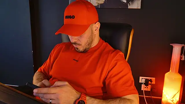 AngeloEric online show from February 14, 11:18 am