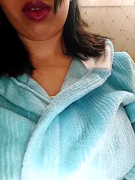 jijijoudia online show from December 4, 3:10 pm