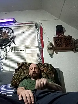 armdy371 online show from May 2, 11:32 pm