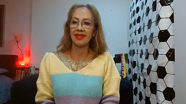 Canelita28 online show from June 29, 12:39 am