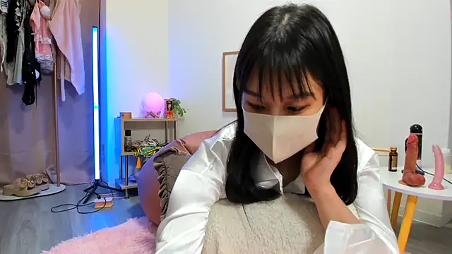 Snapshot of Coco_peach chatting on April 19, 3:33 pm Coco peach online show from April 19, 3:33 pm