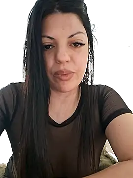 Snapshot of Paulitta- chatting on January 3, 10:19 pm Paulitta- online show from January 3, 10:19 pm