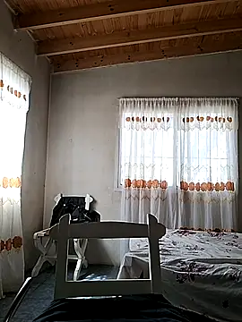 Snapshot of Paulitta- chatting on October 4, 2:59 pm Paulitta- online show from October 4, 2:59 pm