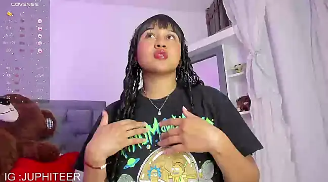 juphiteer online show from January 13, 4:19 pm