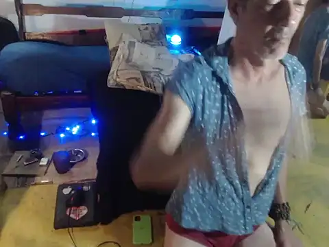 laye19 online show from September 15, 7:30 am