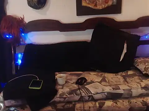 laye19 online show from October 1, 10:16 pm