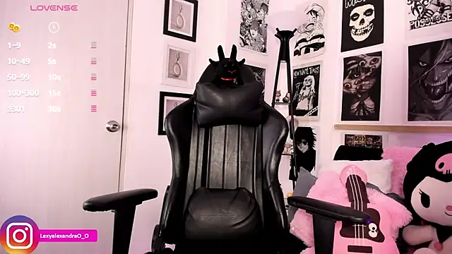 Snapshot of Lexyjoycce chatting on November 26, 9:16 pm Lexyjoycce online show from November 26, 9:16 pm