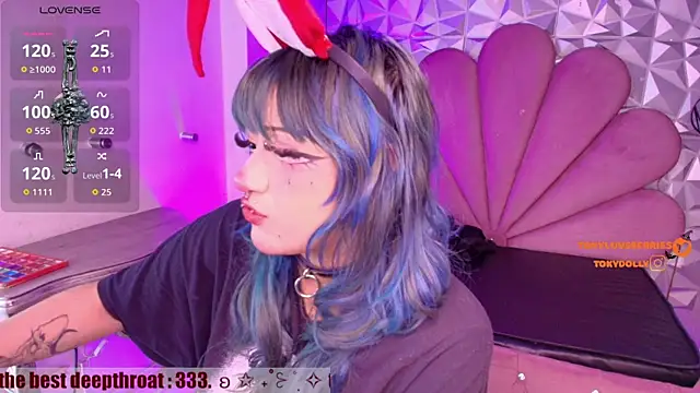 Snapshot of toky_doll chatting on November 6, 8:43 pm toky doll online show from November 6, 8:43 pm