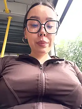 Asian Asami online show from June 13, 2:15 pm