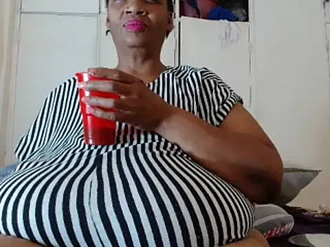 tinagiant online show from March 1, 10:55 am