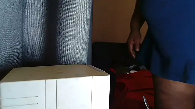 tinagiant online show from November 14, 5:28 am