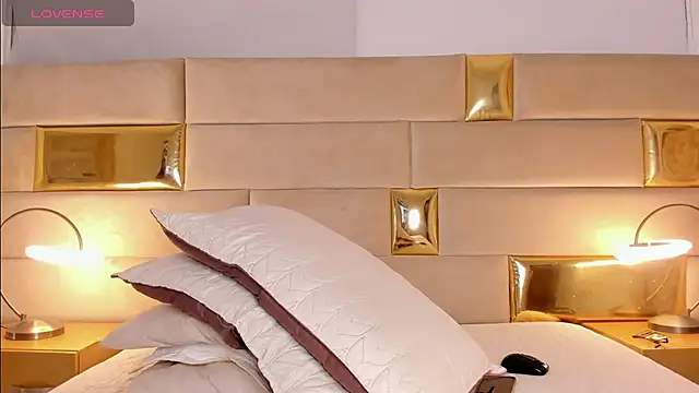 Snapshot of Arii_stone chatting on March 22, 7:04 am Arii stone online show from March 22, 7:04 am