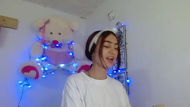 Snapshot of SexyTokio4 chatting on January 13, 2:42 pm SexyTokio4 online show from January 13, 2:42 pm