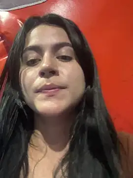 Snapshot of CoralineKam1 chatting on March 4, 12:29 am CoralineKam1 online show from March 4, 12:29 am