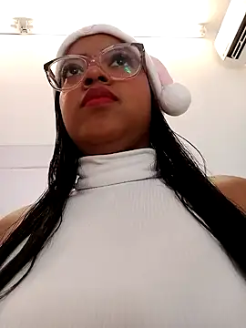 Snapshot of lennacooper chatting on December 24, 2:01 pm lennacooper online show from December 24, 2:01 pm