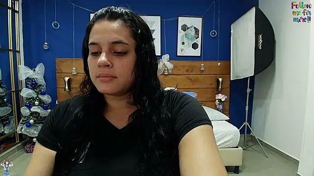 dahiana spark online show from December 20, 8:05 pm