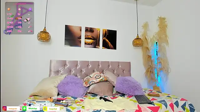 alanavega11 online show from January 9, 1:36 pm