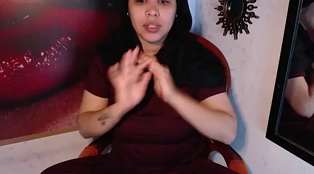 Snapshot of VenussTits97 chatting on December 20, 11:16 pm VenussTits97 online show from December 20, 11:16 pm