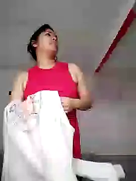 Snapshot of VenussTits97 chatting on February 15, 7:50 pm VenussTits97 online show from February 15, 7:50 pm