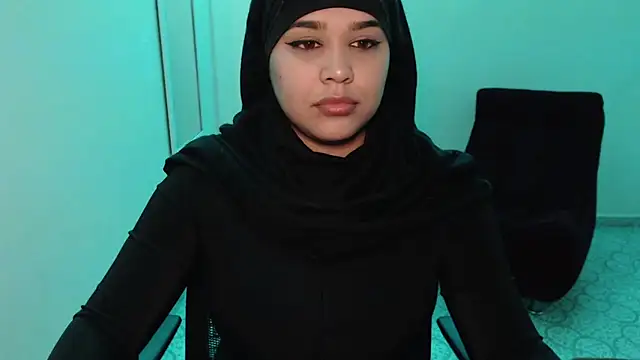 Snapshot of VenussTits97 chatting on September 27, 5:51 pm VenussTits97 online show from September 27, 5:51 pm