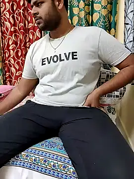 PawanHyd7 online show from February 20, 1:33 pm