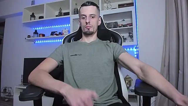 ToddClaytonn online show from November 6, 1:50 am